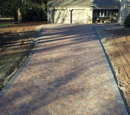 Brick​ ​paver​​ ​walkway